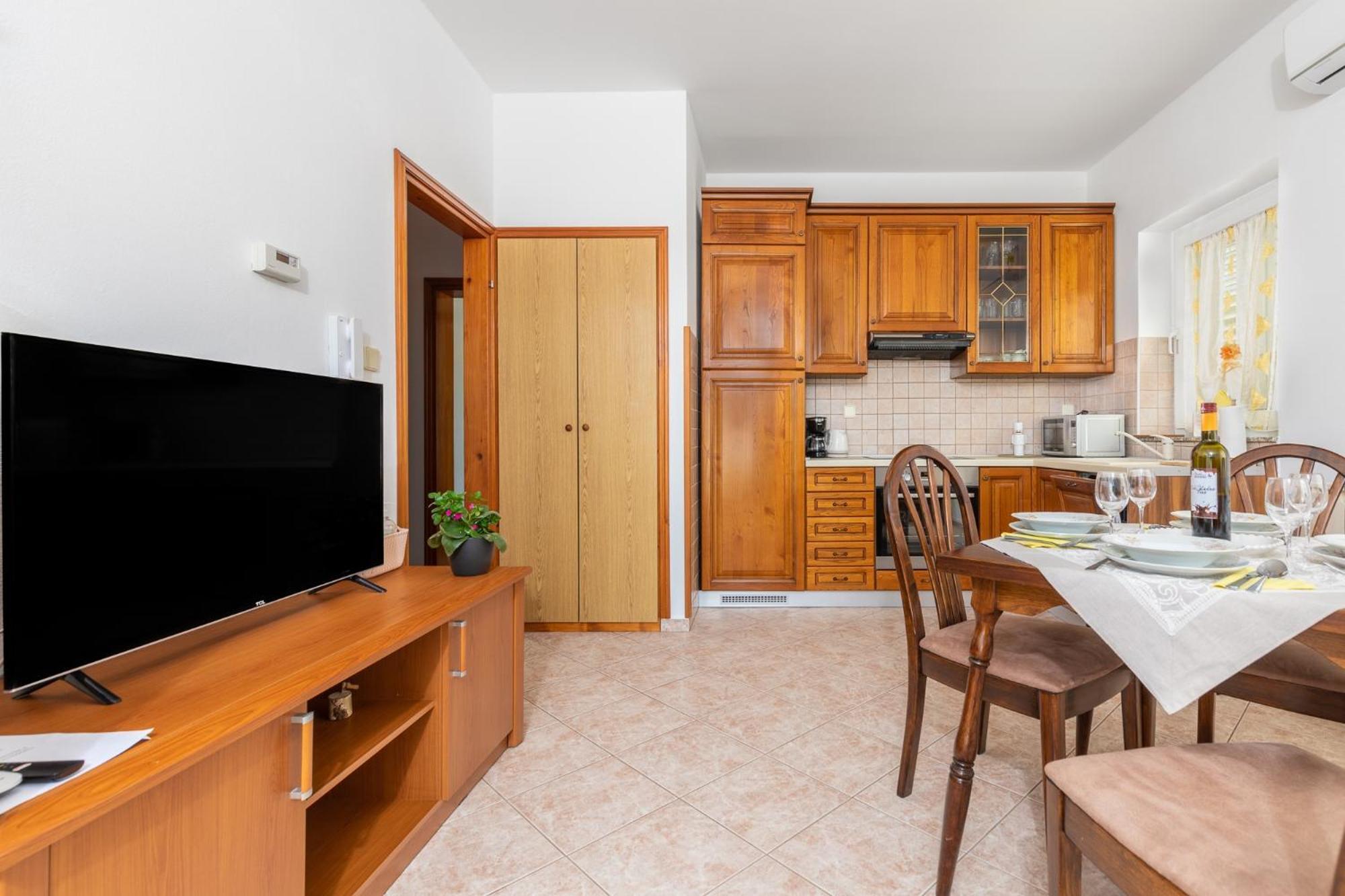 Apartments With A Parking Space Punat, Krk - 20553 Rom bilde